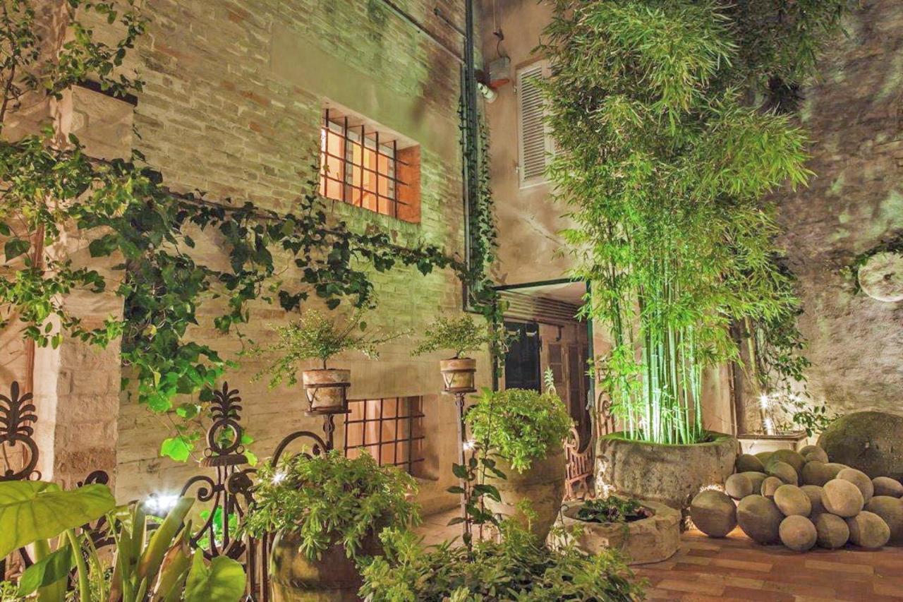 Apartment Marcheamore - Bottega Di Giacomino For Art Lovers, With Private Courtyard *