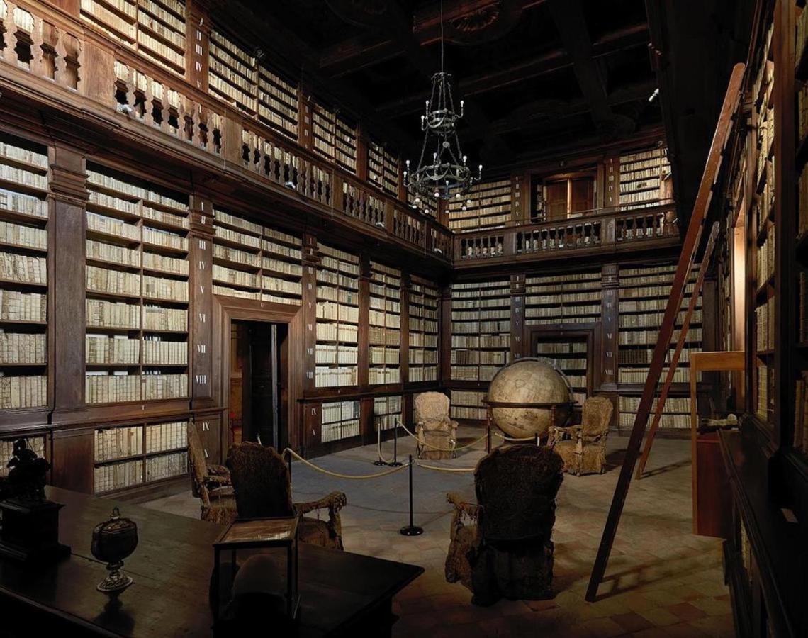 Marcheamore - Bottega Di Giacomino For Art Lovers, With Private Courtyard Apartment *